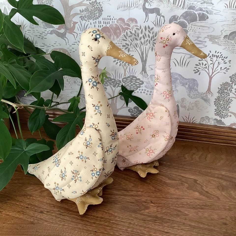 Handmade Desk Geese (Fabric Porch Goose) Floral - photo 5