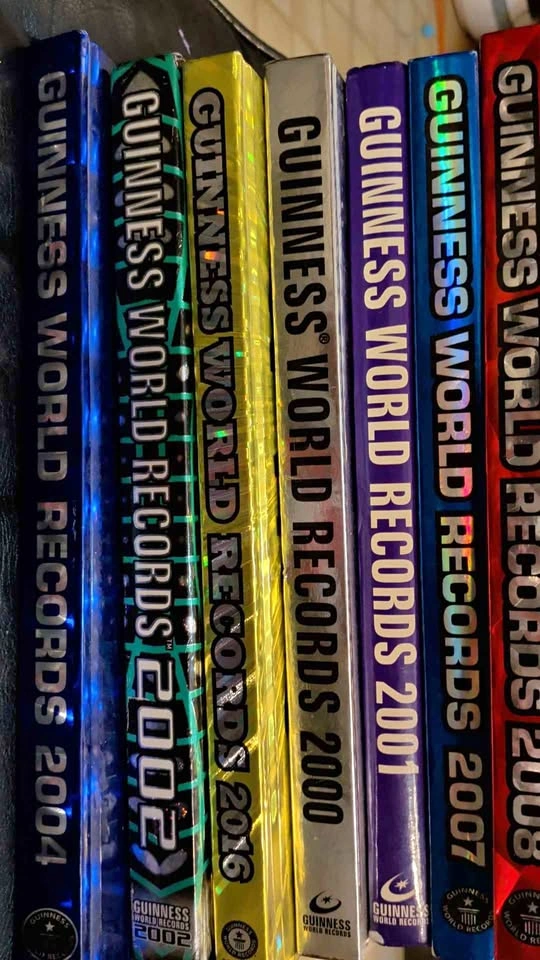 Guinness World Records Book Collection (1979-2007)