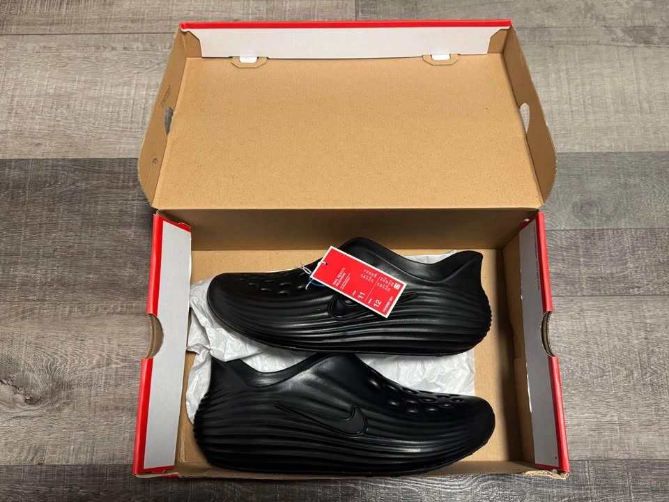 Men’s Nike ReactX Rejuven8 Triple Black Size 11 Shoes