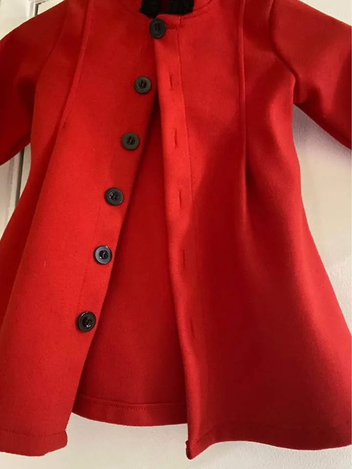 Beautiful 😍 coat fits 3-4 year old girl image indicator(2)
