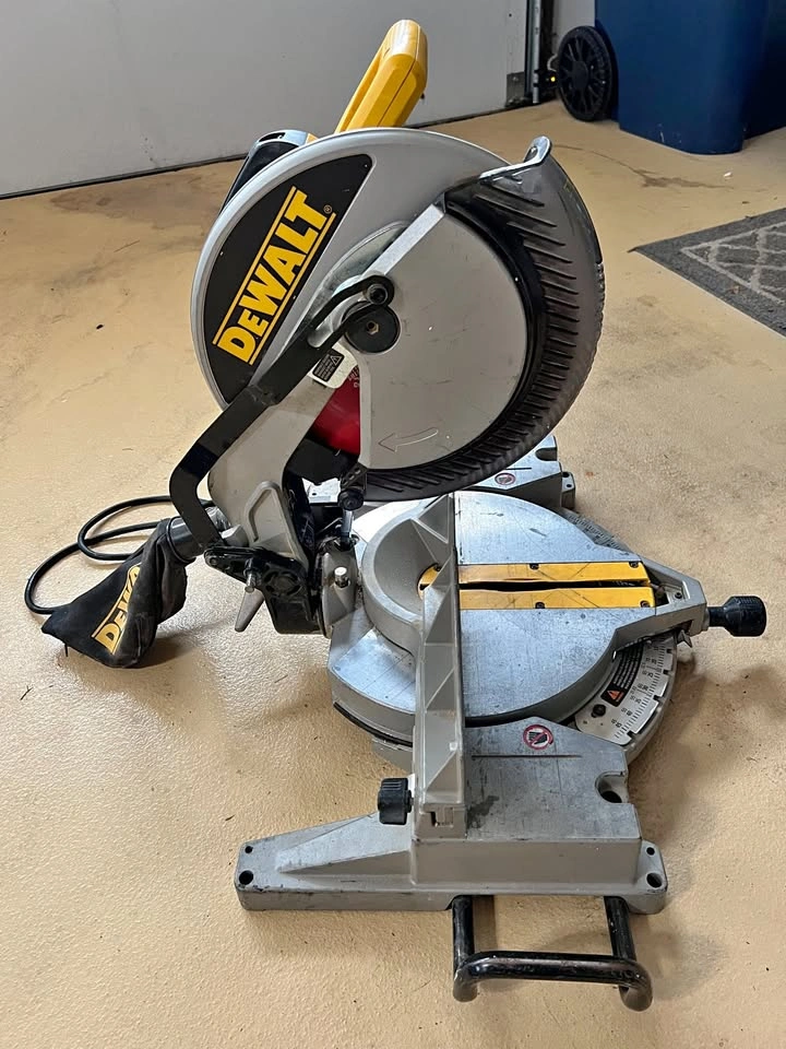 Compound Miter Saw - 12"