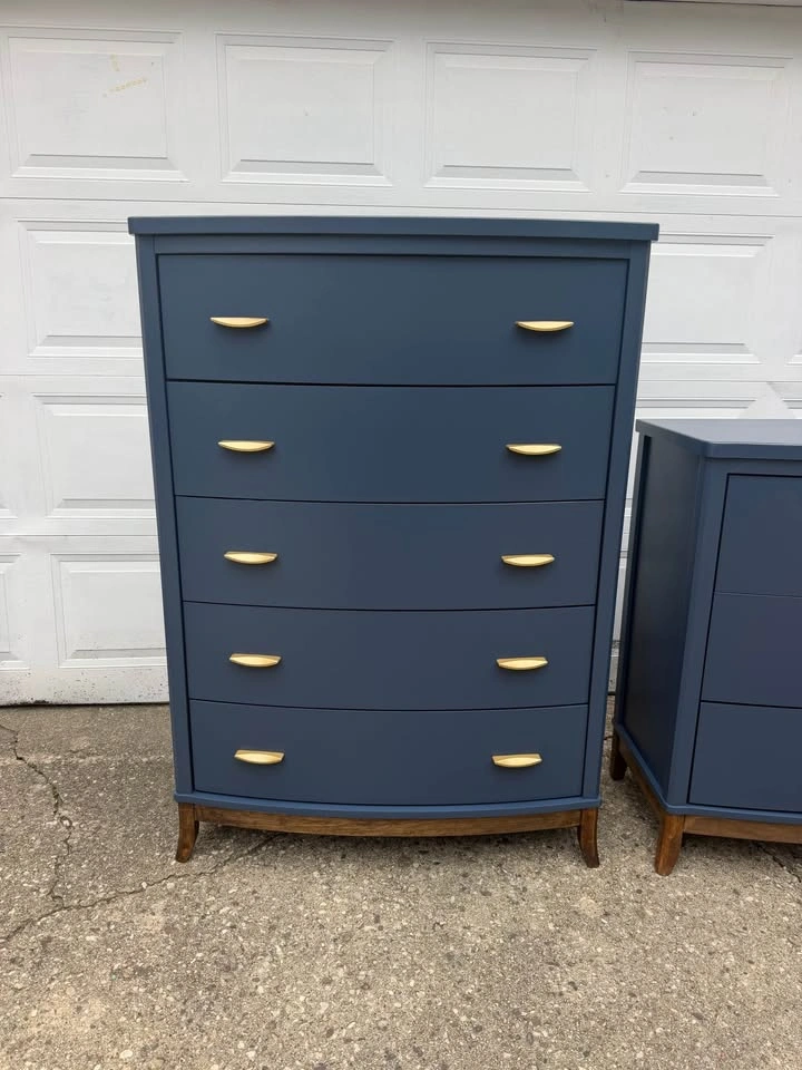 Refinished Mid-Century Modern 4-Piece Bedroom Set - photo 2