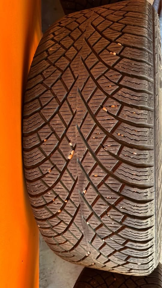 Nokian 245/50R20 Winter Tires with Rims - Set of 4 - photo 3