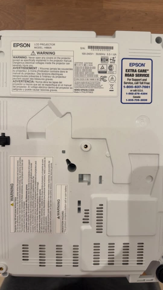 Epson Projector with extra Lamp - photo 3