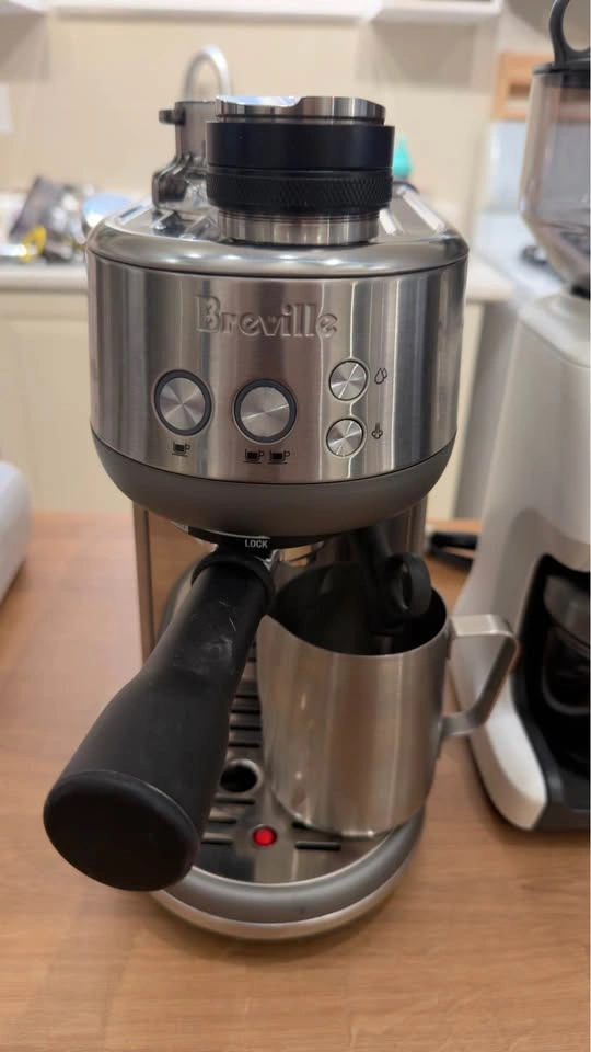 Breville Bambino espresso machine and Smartpro Grinder - photo 2