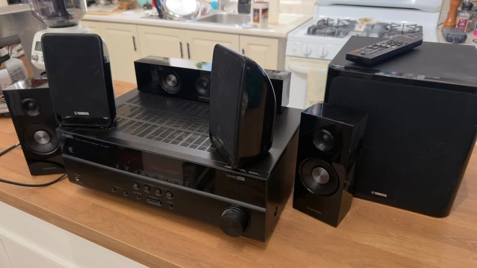 Yamaha surround sound receiver, 5 Speakers, Subwoofer - photo 5