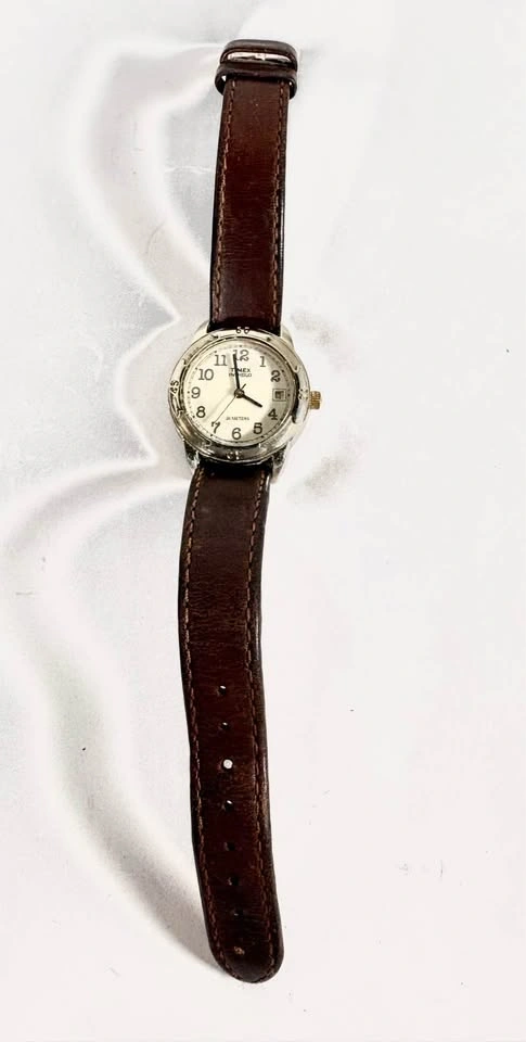 Vintage Timex Indiglo Watch with leather straps - photo 3
