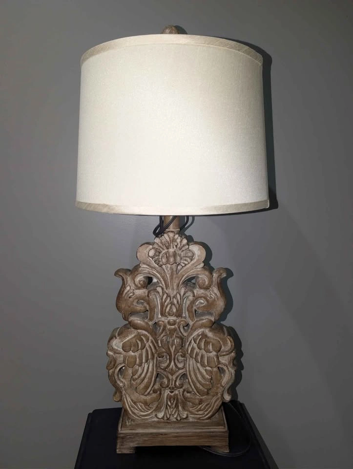 Wood carved table lamp
