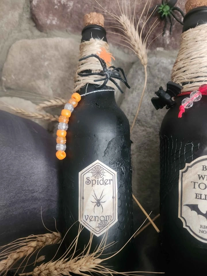 Halloween Potion Bottles - photo 3