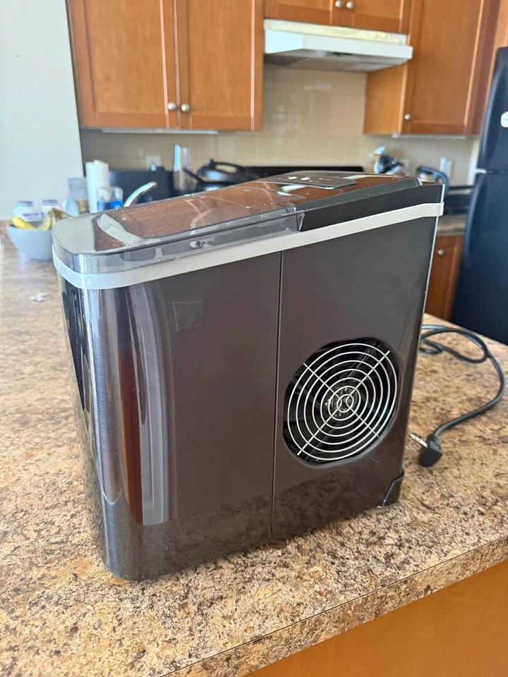 Frigidaire Countertop Ice Maker