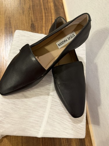 STEVE MADDEN WOMEN'S BLACK LEATHER FEATHER LOAFER FLATS - 7.5