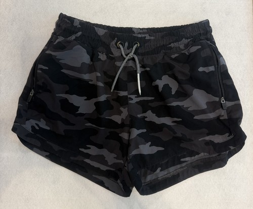 Athleta Girl Play More Shorts XL 14 Black Gray Camo Pockets