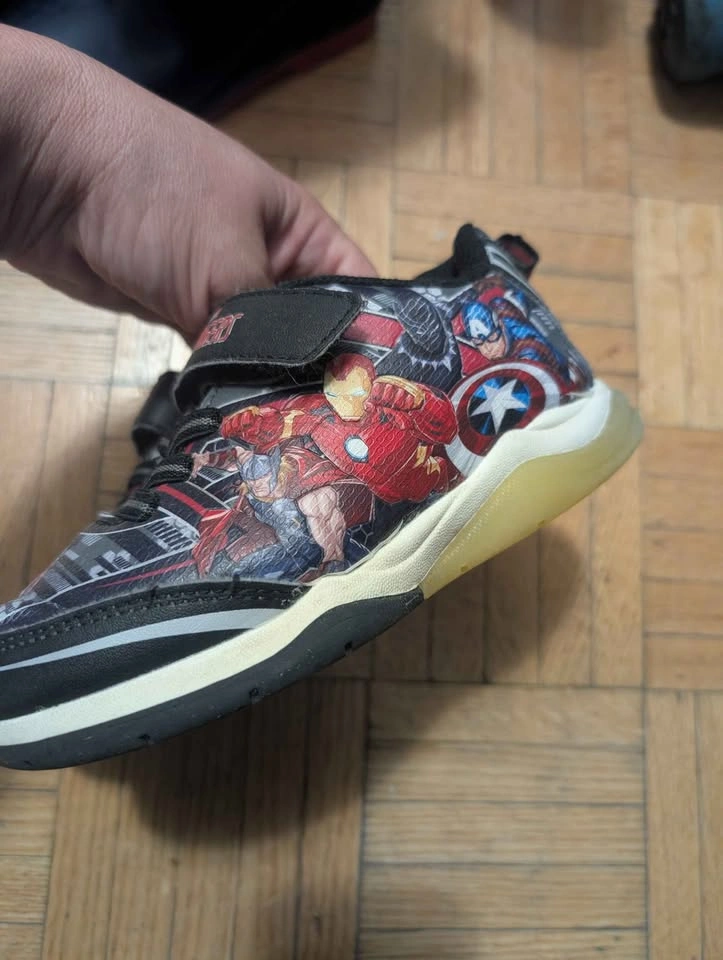 Marvel Avengers Kids Sneakers - photo 2