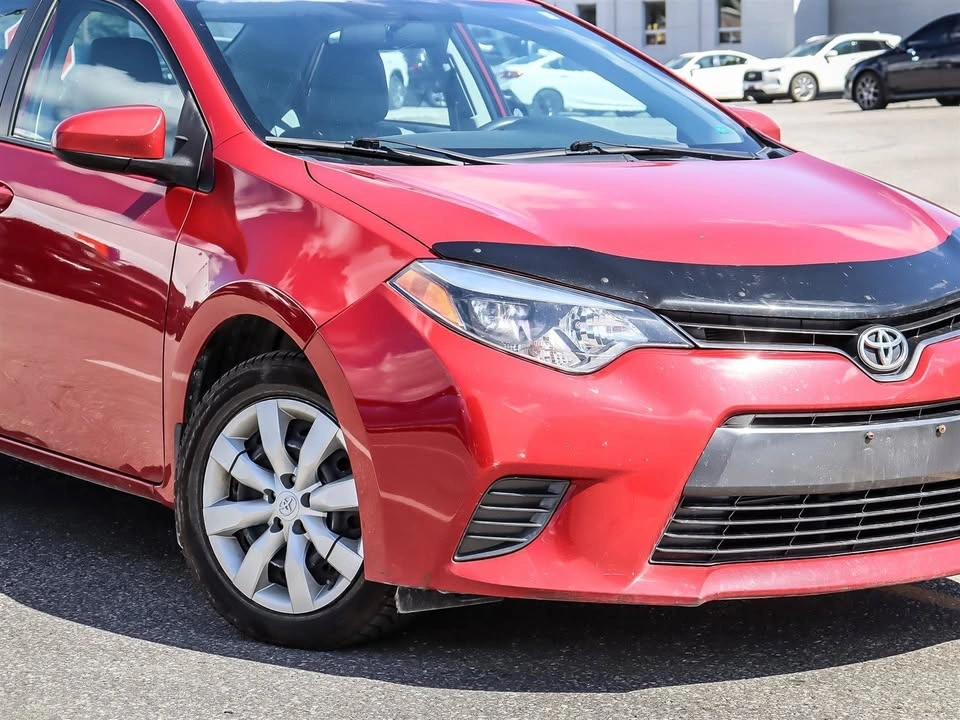 2015 Toyota Corolla LE - photo 2