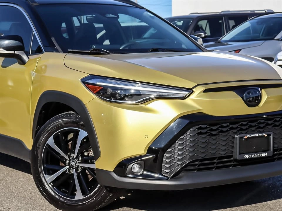 2024 Toyota Corolla Cross HYBRID XSE - photo 2