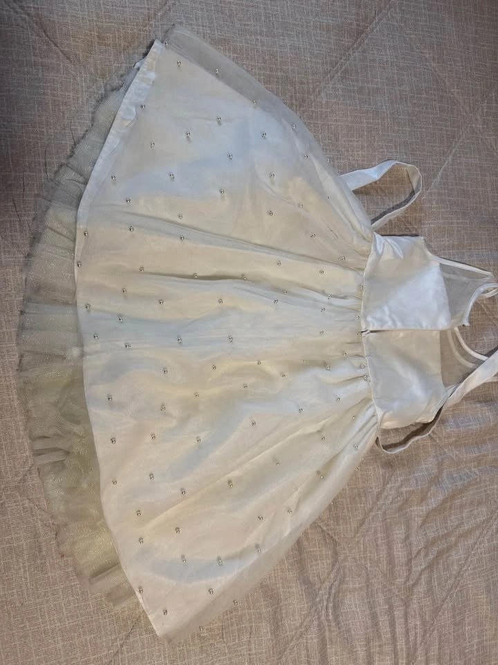 Girl's Dresses Size 5/6 - photo 4