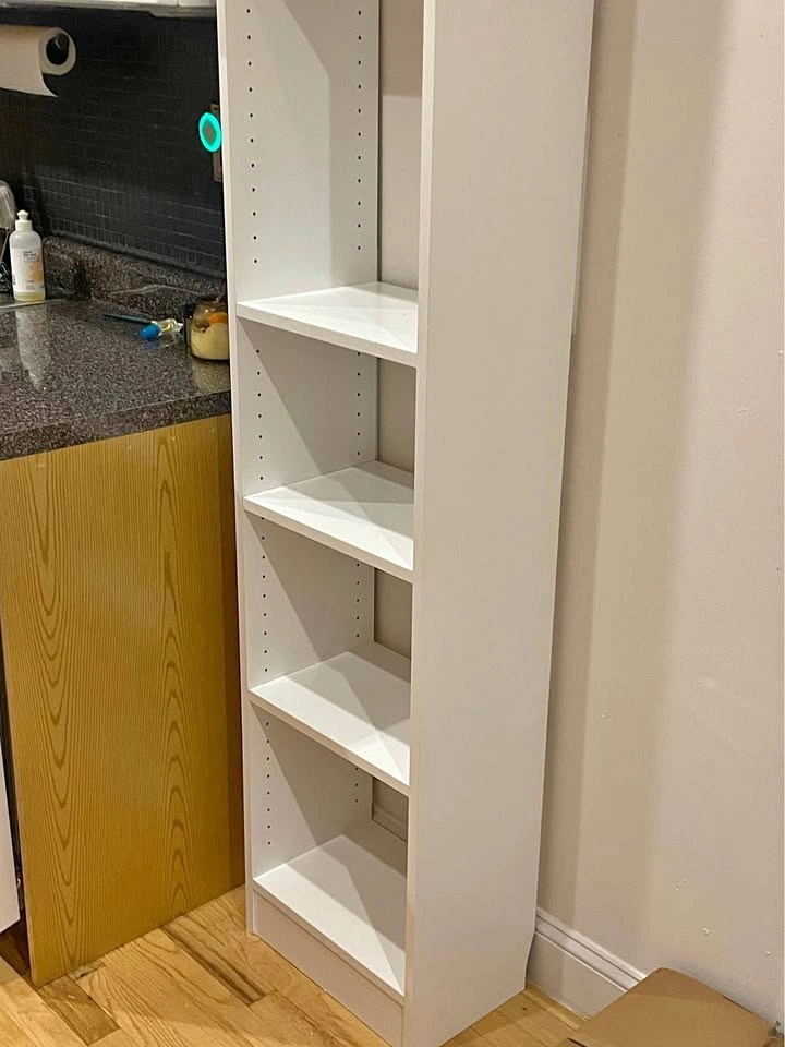 White adjustable vertical cube shelf