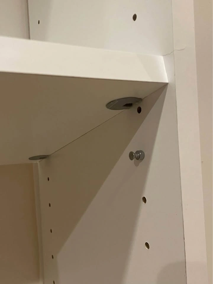 White adjustable vertical cube shelf - photo 3
