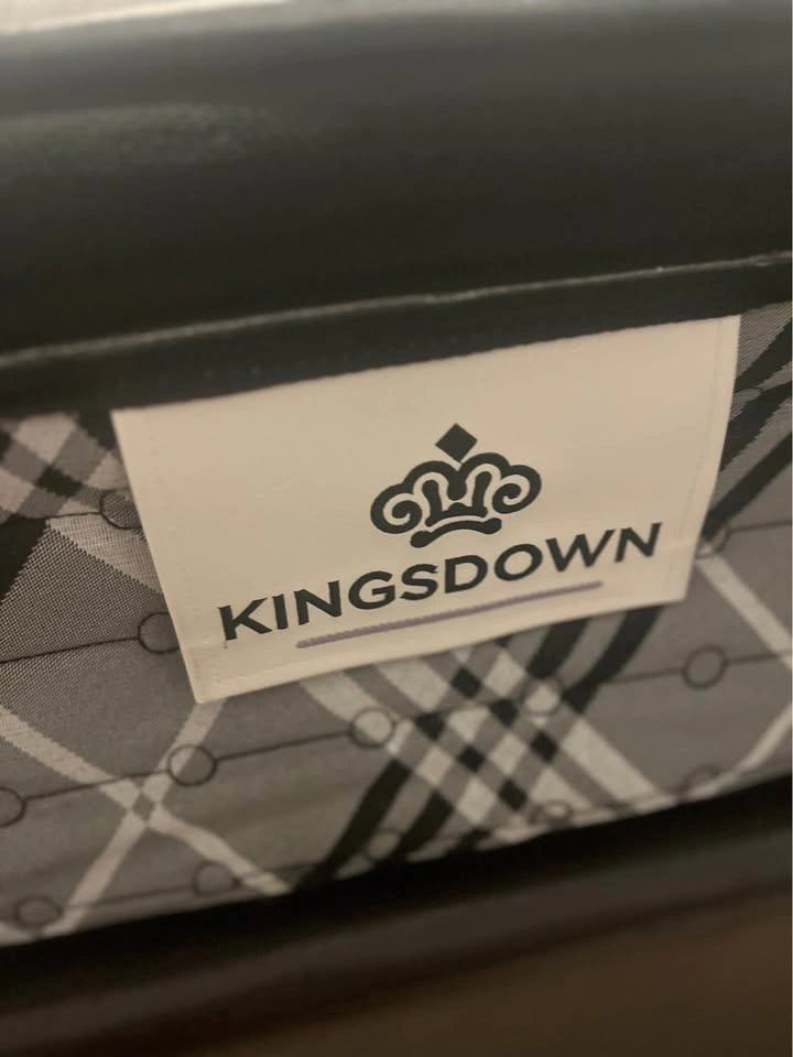Kingsdown Queen Mattress - photo 2