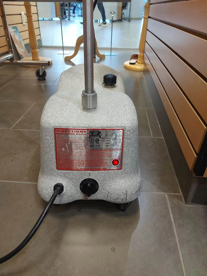 Jiffy Steamer J-4000 Pro-Line Garment Steamer - photo 3