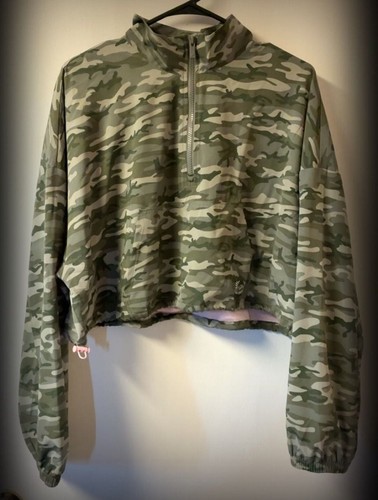 PINK Victoria's Secret Green Camo Quarter Zip Cropped Windbreake