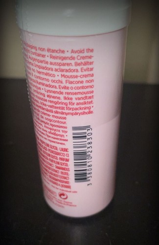 Clarins White Plus Mousse Cleanser 1.6 fl oz / 50 ml - photo 4