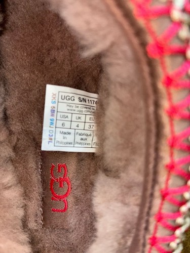 UGG Tasman II Slippers in Sand/Dark Cherry - photo 5