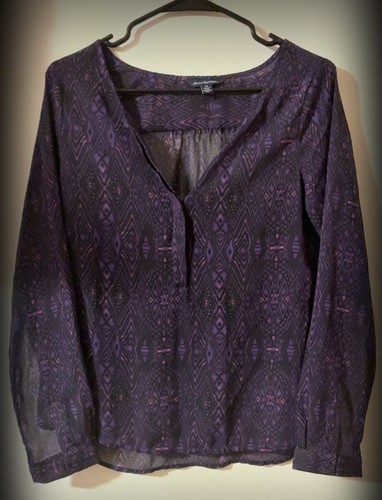 American Eagle Outfitters Purple Geometric Ikat Sheer V-Neck Blo