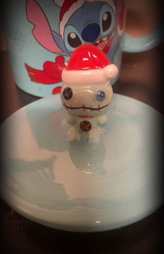 Disney Lilo & Stitch Holiday Cheer Ceramic Mug With Lid - photo 4