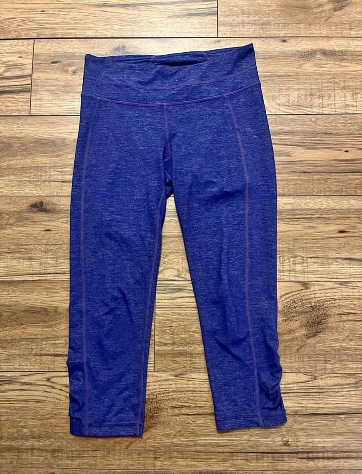 Athleta Heathered Purple Cropped Capri Workout Leggings - Size X
