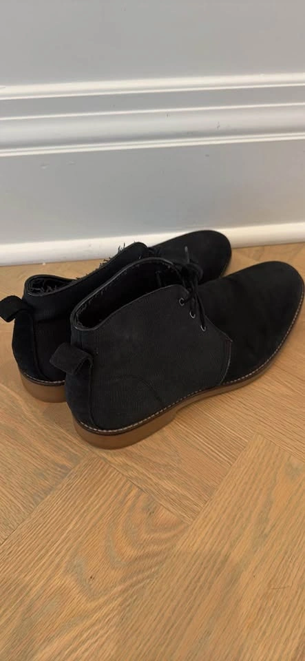 Zara Black Chukka Boots Size 9.5M - photo 2