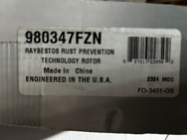 Assorted car parts - photo 3