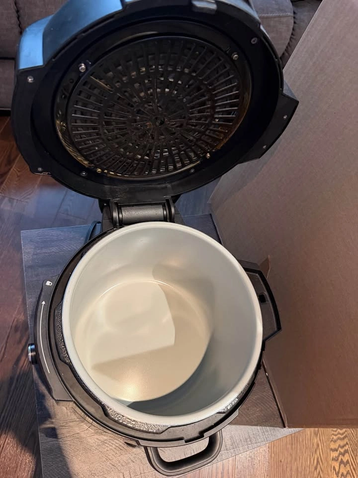 Ninja Foodi 10-in-1 Pressure Cooker & Air Fryer - photo 4