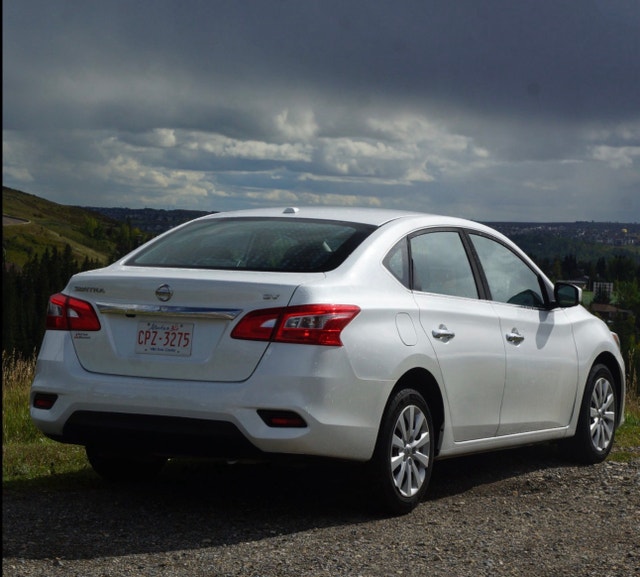 2018 Nissan Sentra SV 1.8L – Remote Start & Heated Seats - photo 5