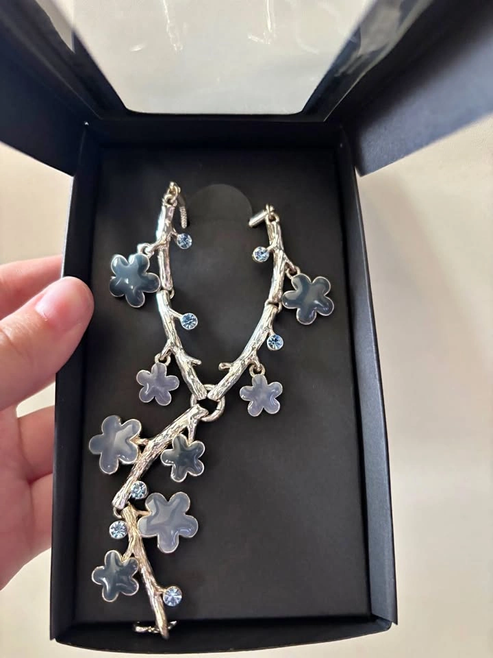 Forget me Not necklace
