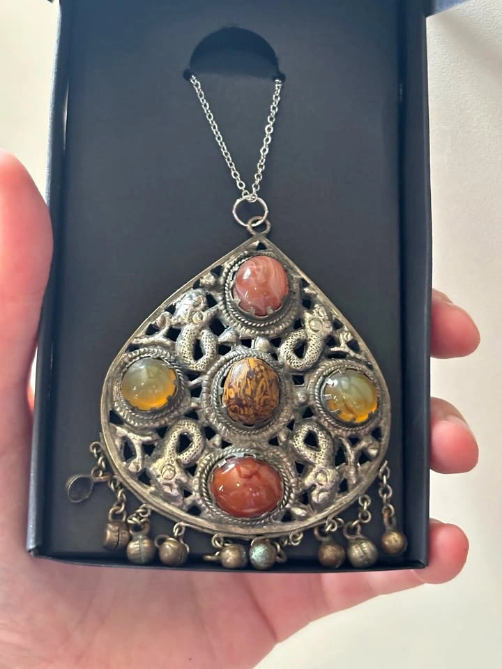 Lost Kingdom stone necklace