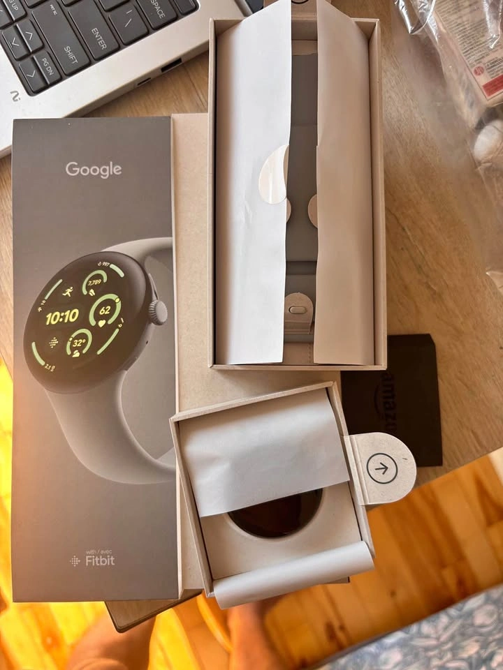 Brand new - Google Pixel Watch 3 LTE 45mm