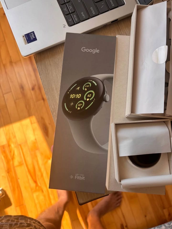 Brand new - Google Pixel Watch 3 LTE 45mm - photo 2