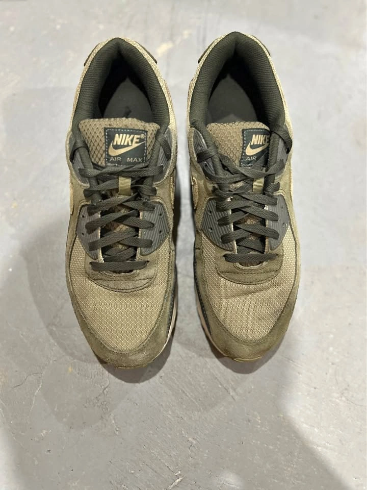 Nike Air Max 90 (Olive Green) – Size 12