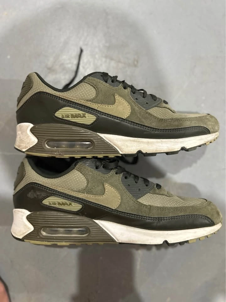 Nike Air Max 90 (Olive Green) – Size 12 - photo 3