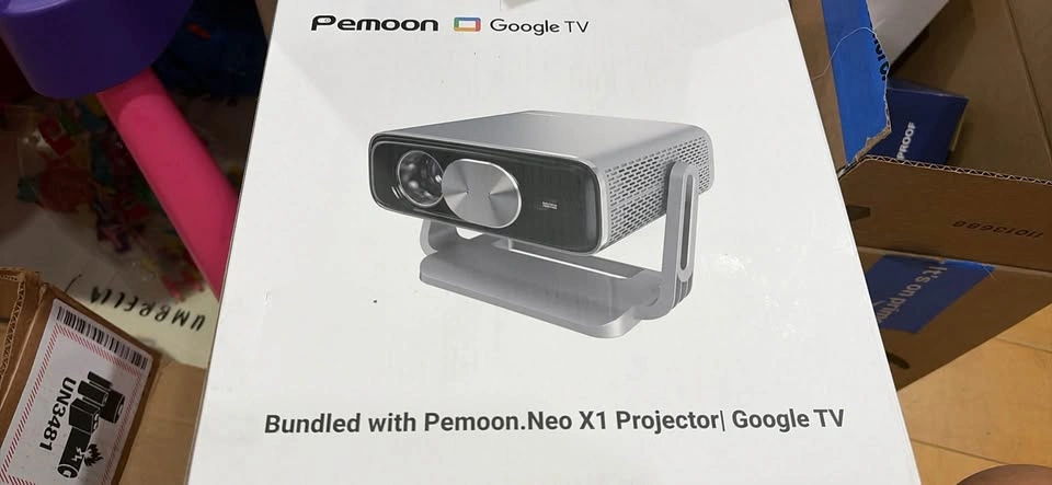 Pemoon Neo X1 Projector with Google TV - photo 4