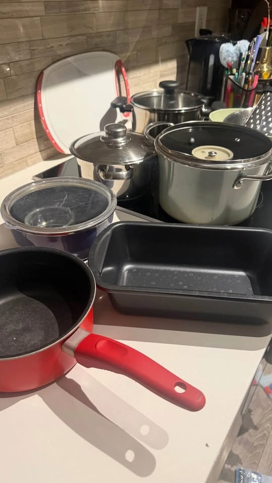 Assorted Cookware Set - T-fal & Masterclass Pots and Pans - photo 3