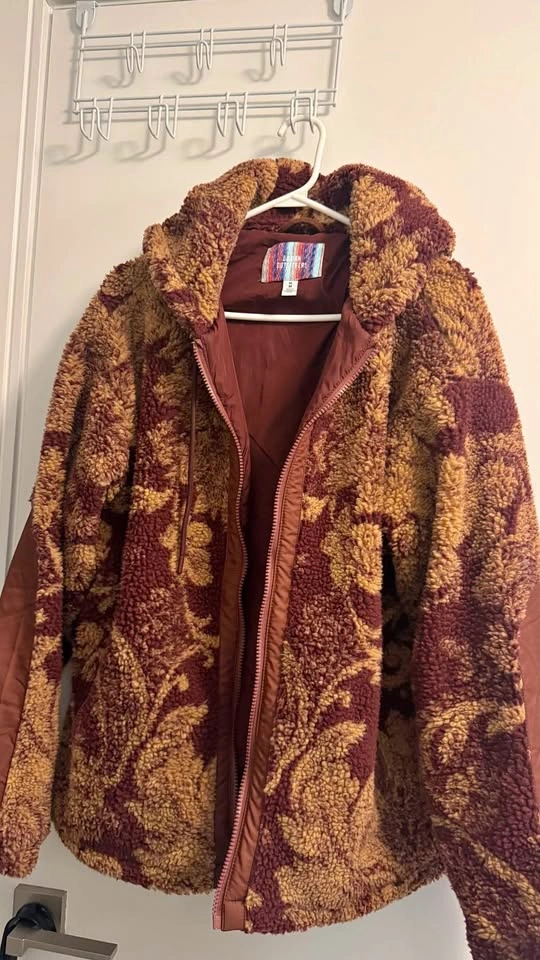 Urban Outfitters Floral Sherpa Fleece Hooded Jacket Size M