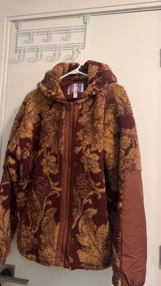 Urban Outfitters Floral Sherpa Fleece Hooded Jacket Size M - photo 3