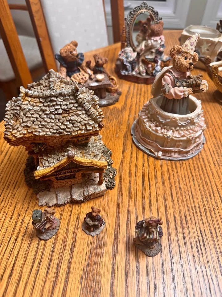 Boyd’s Bears Collection
