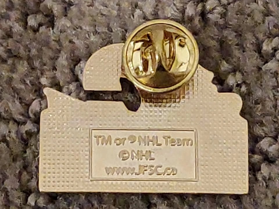 Calgary Flames 2008 Stanley Cup Playoffs Lapel Pin - Saddledome - photo 2