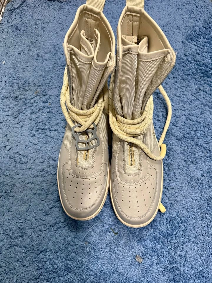 Used Women's Nike SF Air Force High Top Boots - Size 11.5
