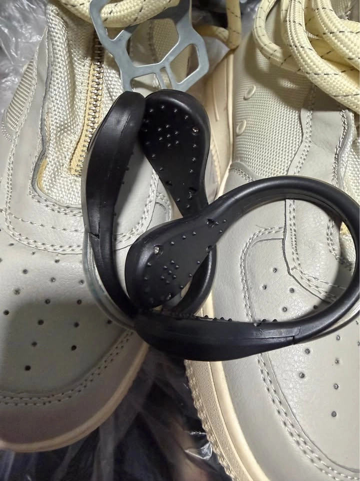 Used Women's Nike SF Air Force High Top Boots - Size 11.5 - photo 5