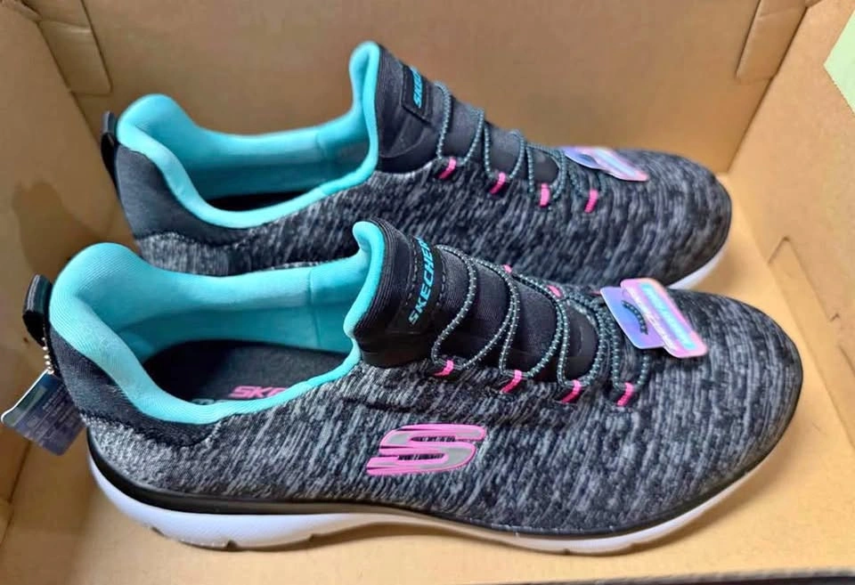 Women Shoes Skechers US8