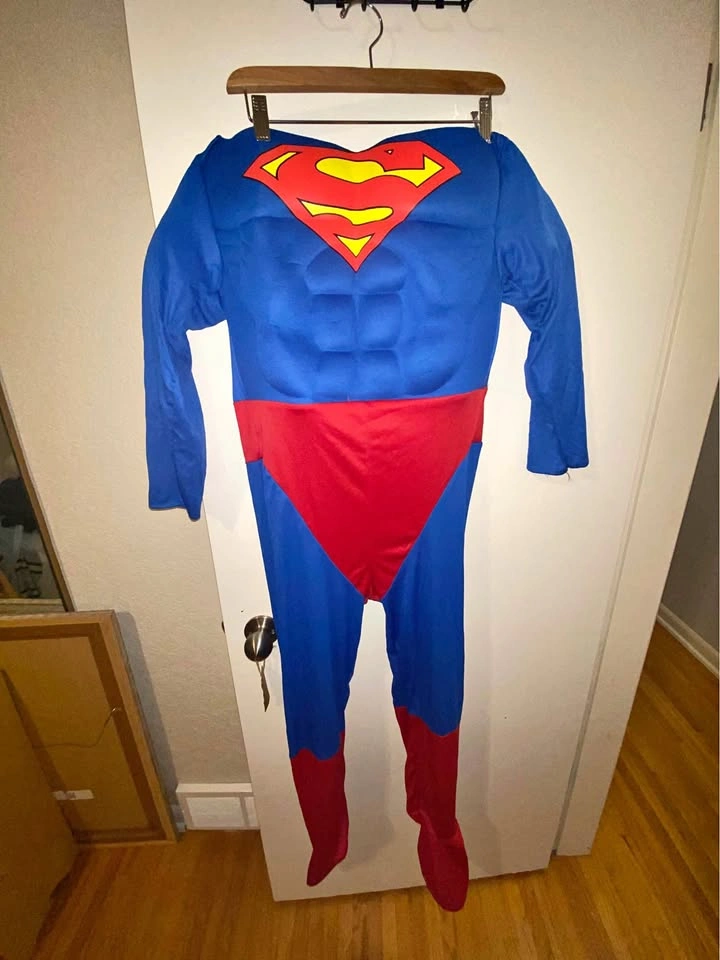 Mens Superman Muscle Chest Costume